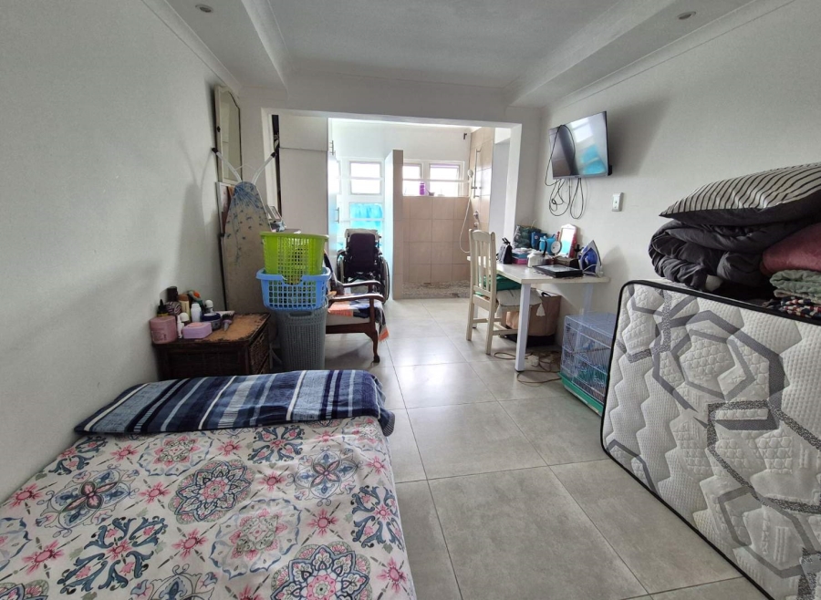 4 Bedroom Property for Sale in Marina Da Gama Western Cape